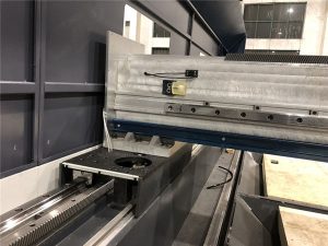 otevřený typ laserového řezacího stroje s kovovými vlákny, max. fototonika pro automobilové díly
